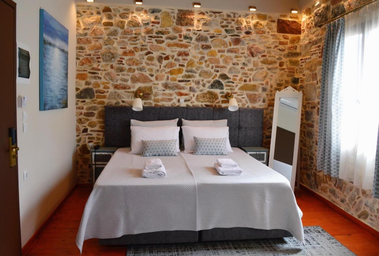 Castro Rooms Chios Екстериор снимка